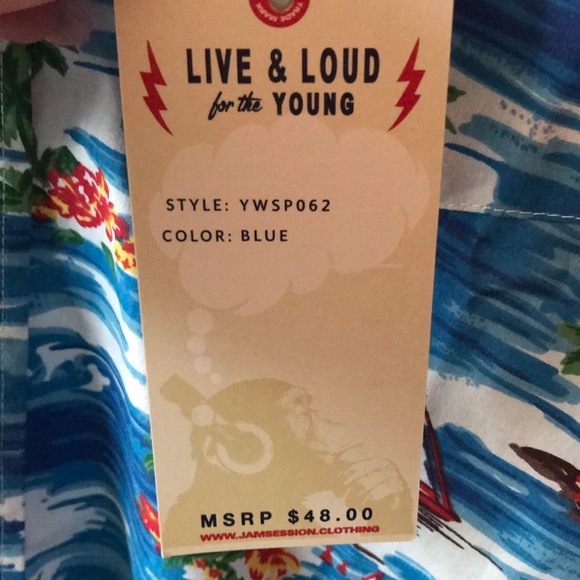 Hawaiian Button up 🌺 - Picture 4 of 4